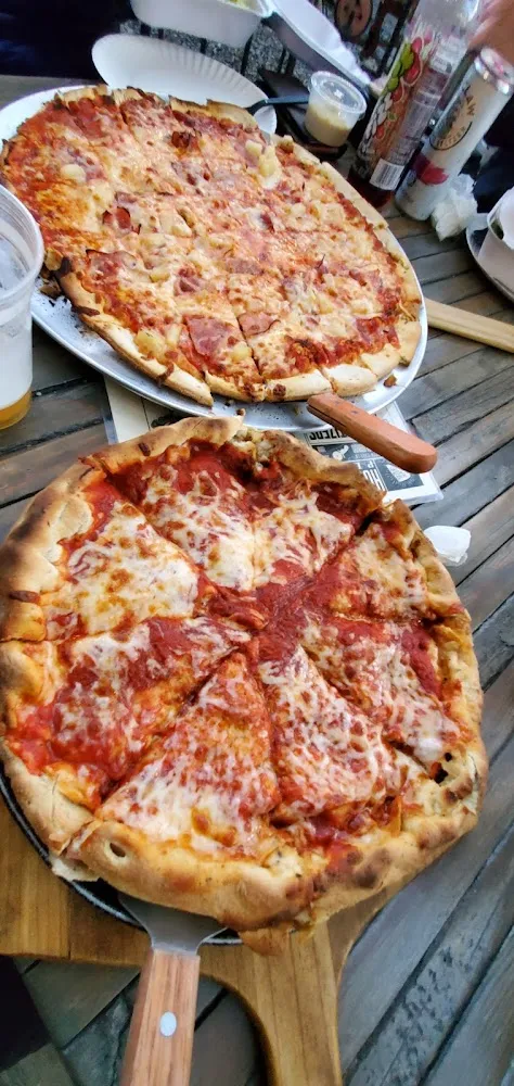 The Deep Dish Pizza Meat Lovers